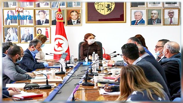 كاتبة الدولة تشرف على الإجراءات الإضافية الخاصة بتوسعة أولمبي سوسة