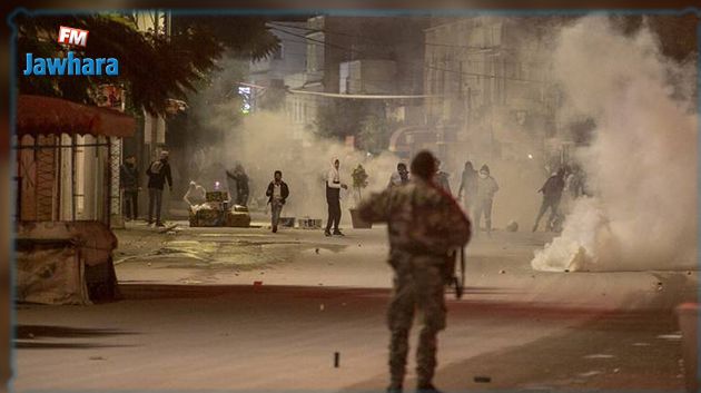 على خلفية أعمال شغب ليلية: الإحتفاظ ب14 شخصا  بالكاف 