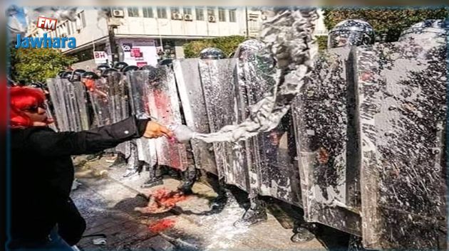 إثر الاعتداء على أمنيين في العاصمة: نقابات أمنية في المهدية تسنكر الموقف السلبي لقيادات وضعت خطة تأمين التحركات الاحتجاجية