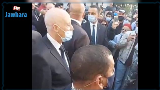 سعيّد في شارع الحبيب بورقيبة 