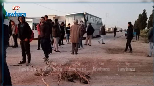المهدية: محتجون يحتجزون وسائل نقل والأمن يتدخل بالغاز المسيل للدموع