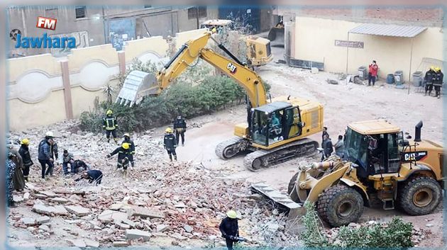 انهيار بناية في مصر: العثور على رضيع حيّ وسط الأنقاض