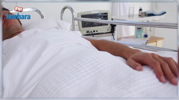 مختل عقليا يهدد مواطنين أمام مركز الأمن و بلدية شط مريم : تطورات جديدة