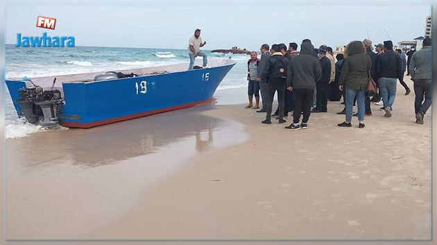 سوسة: جنوح مركب بحري بشاطئ بوجعفر (صور)