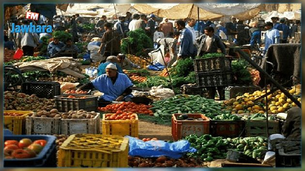 صفاقس: تدافع وازدحام في الأسواق رغم كورونا