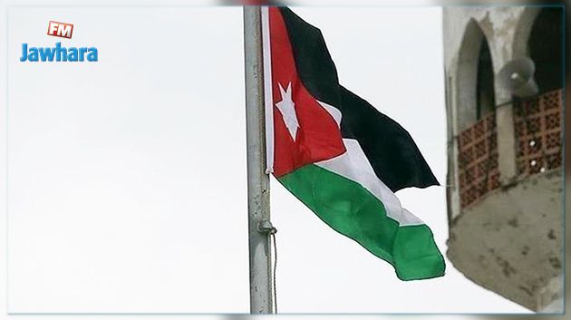 الحكومة الأردنية تسمح لمواطنيها الخروج لأداء صلاة الجمعة سيرًا على الأقدام