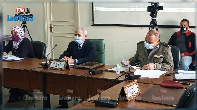 وزارة الدفاع الوطني تصنّع قطعا بحرية  