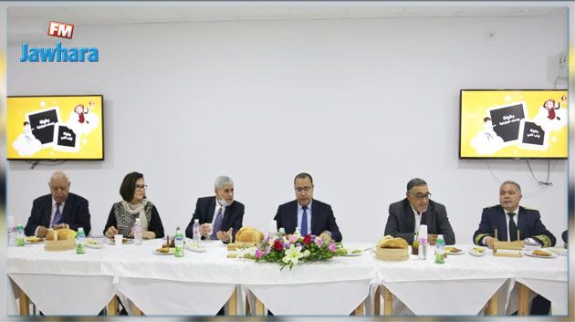 رئيس الحكومة يؤكد أهمية توفير العناية اللازمة للمسنين لحمايتهم من فيروس كورونا