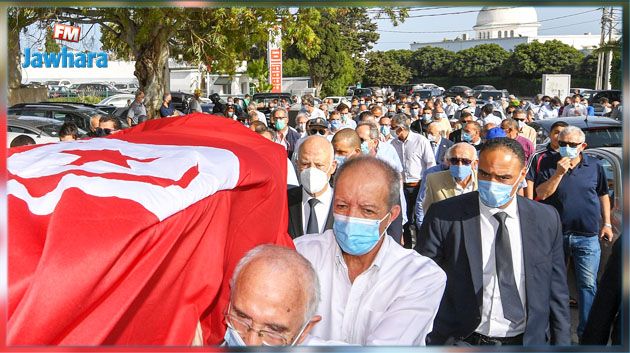 رئيس الجمهورية يحضر جنازة المرحوم أحمد المستيري