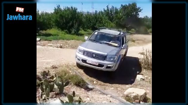 حادثة جدليان: حجز السيارة الإدارية ورئيس البلدية في حالة فرار