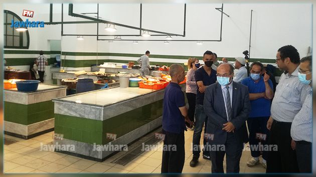 صفاقس: افتتاح الجزء الأول من سوق السمك المركزي بعد تهيئته (صور)