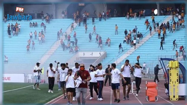 ملعب رادس: مناوشات بين الجماهير والأمن