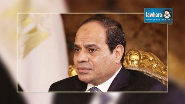 السيسي يستعد لإصدار قانون يجرم الإساءة إلى 