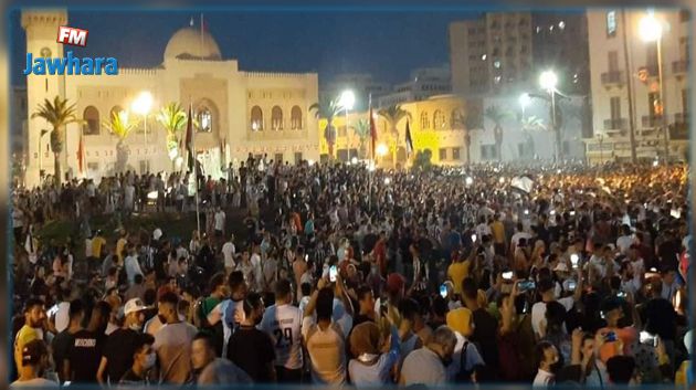 المدير الجهوي للصحة بصفاقس يدعو المواطنين الذين واكبوا تجمّعات غير محميّة لإجراء تحليل سريع عند ظهور الأعراض