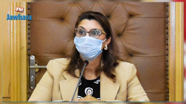 بن عودة: صرف مساعدات اجتماعية قريبا والحجر الشامل مستبعد 