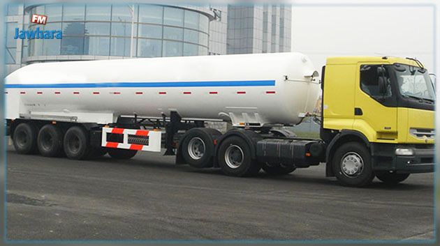 سائق شاحنة لنقل الاكسيجين: نعمل دون انقطاع لتزويد المستشفيات