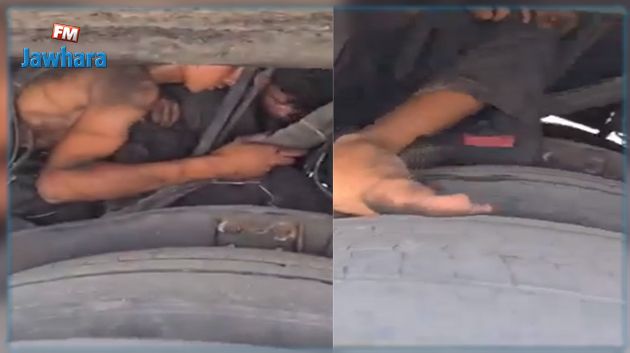 ضبط 'حرّاقة' داخل محرك حافلة (فيديو)