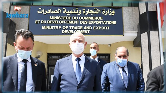 سعيد : كيف للفلاح أن يبيع الطماطم بـ300 مليم ونجدها في السوق بدينارين ! 