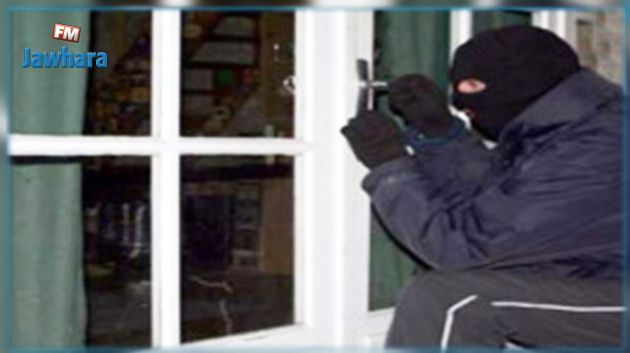 بنزرت: خلع وسرقة مقر المندوبية الجهوية للتونسيين بالخارج