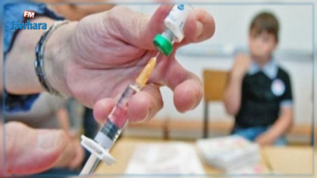 هل يتم تطعيم التلاميذ قريبا؟: مدير عام الصحة يوضّح