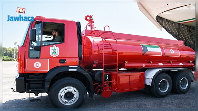 وصول مساعدات كويتية تتكون من آليات اطفاء حرائق وصهاريج مياه (فيديو)