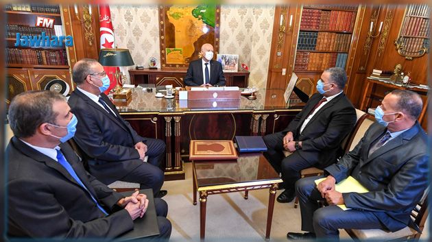 قيس سعيد يؤكد للقيادات الأمنية ضرورة الالتزام باحترام حقوق المواطنين في التظاهر السلمي وحرّية التعبير