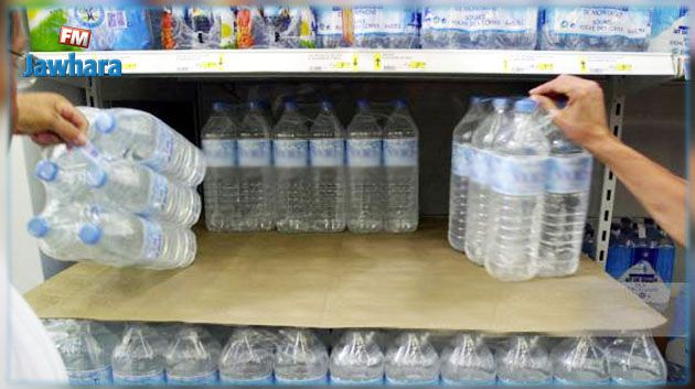 بسبب أزمة المياه المعلّبة: تحديد كمية الشراءات القصوى في المساحات التجارية الكبرى