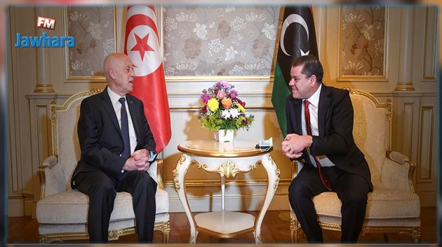 اتفاق تونسي ليبي على إعداد بروتوكول لعودة الحركة البرية والجوية