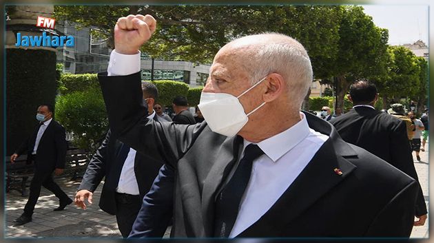 بعد تغيير خطّة تعليق الدستور الى تعديل بعض نصوصه: هل سيتمكّن سعيّد من الخروج من الدوّامة؟ 