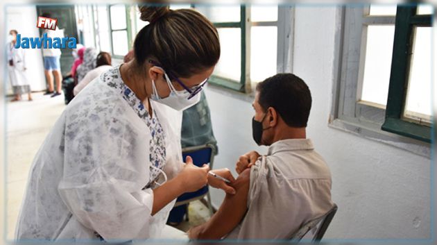 تطعيم أكثر من 55 ألف شخص في الوسط المهني ضدّ فيروس كورونا