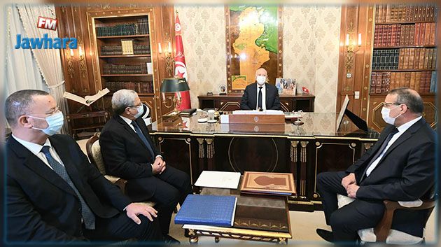 رئيس الجمهورية يقرر إعادة فتح المعابر الحدودية مع ليبيا 