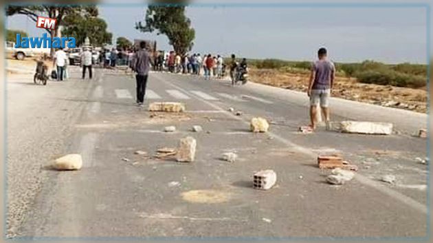 المهدية: غلق الطريق الرابطة بين الجم وصفاقس‎‎ اثر وفاة طفل في حادث مرور