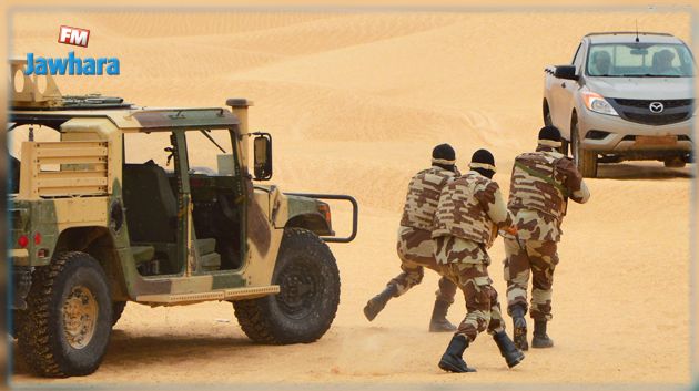 وزارة الدفاع: اعتراض سيارات تهريب قرب الحدود مع ليبيا