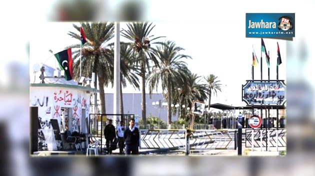 ليبيا : الجيش بقيادة حفتر يسيطر على معبر راس جدير الحدودي