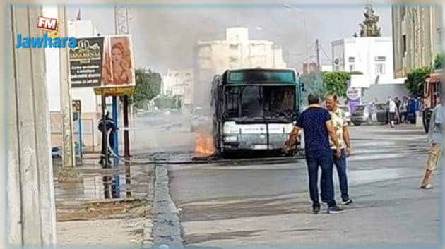 صفاقس: احتراق حافلة نقل مسافرين بالكامل