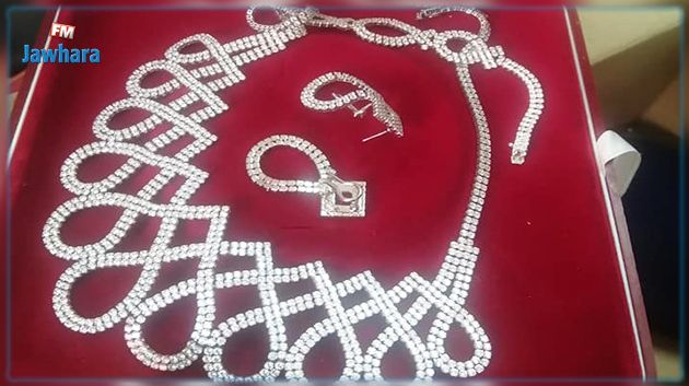 حجز كميات من المصوغ المهرّب بقيمة جملية بلغت 310 ألف دينار(صور)