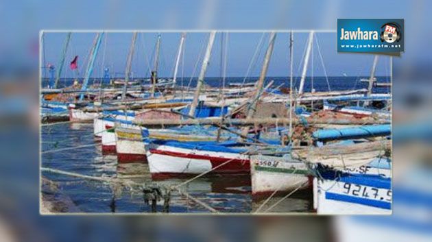 المهدية : بحارة قصور الساف يحتجون على قطع أرزاق 450 عائلة