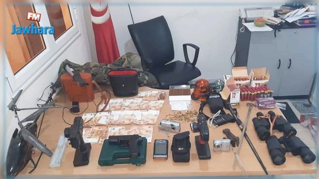 جندوبة : حجز معدات عسكرية لدى مواطن مقيم بالخارج