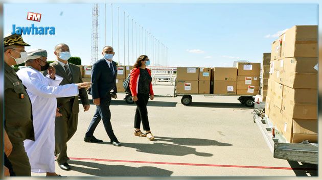 وصول أدوية وتجهيزات ومستلزمات طبية منحتها سلطنة عمان لتونس 