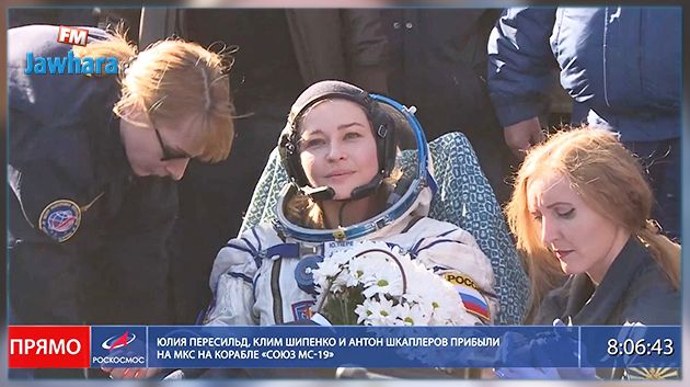 روسيا: عودة الفريق السينمائي إلى الأرض بعد تصوير فيلم في الفضاء