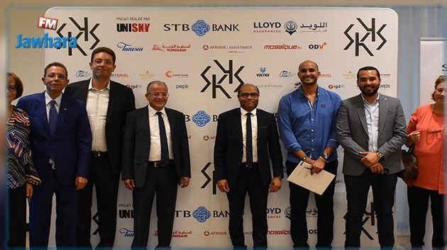 توزر: القفز بالمظلات منتوج سياحي جديد
