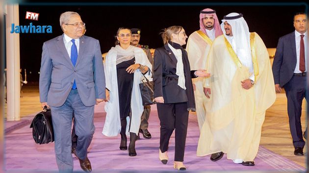 رئيسة الحكومة نجلاء بودن تصل إلى السعودية (صور)