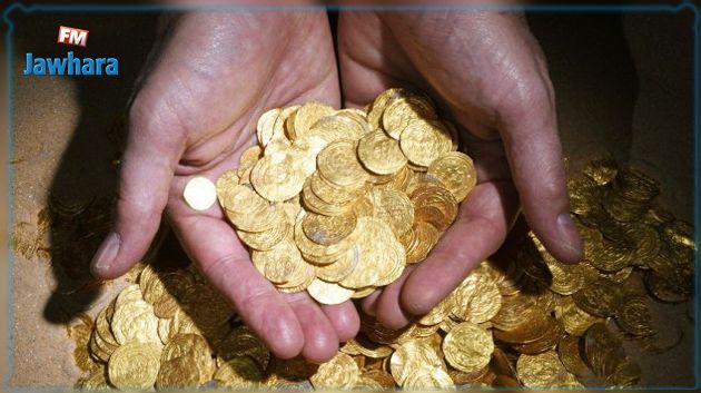القصرين: الاحتفاظ بشخص يبيع قطعا نقدية من فئة 20 مليما على أنها ذهبية