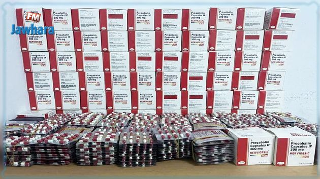 راس جدير : إحباط محاولة تهريب 15 ألف حبة دواء مخدر (صور)