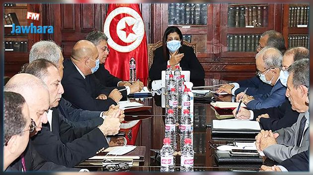 وزيرة المالية تعقد اجتماعا مع منظمة الأعراف 