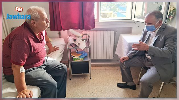 مصطفى بن أحمد ينهي إعتصامه بعد تدخل من الطبوبي