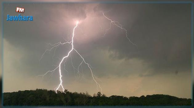 نابل : صاعقة رعدية تسبب حريقاً