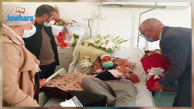 وزير التربية يلبّي طلبا للأستاذ المعتدى عليه 