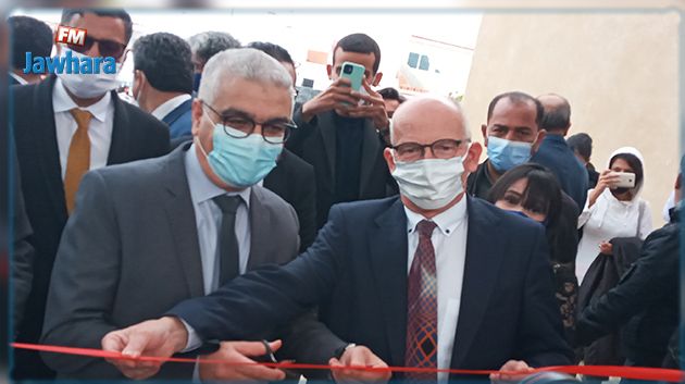 وزير التربية يشرف على تدشين المعهد الثانوي بالمرناقية