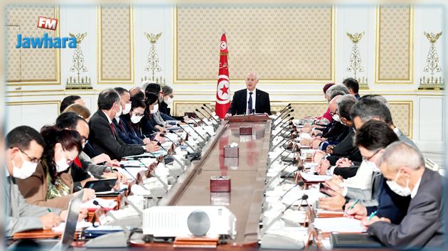 مجلس وزاري يصادق على عدد من المراسيم والأوامر الرئاسية